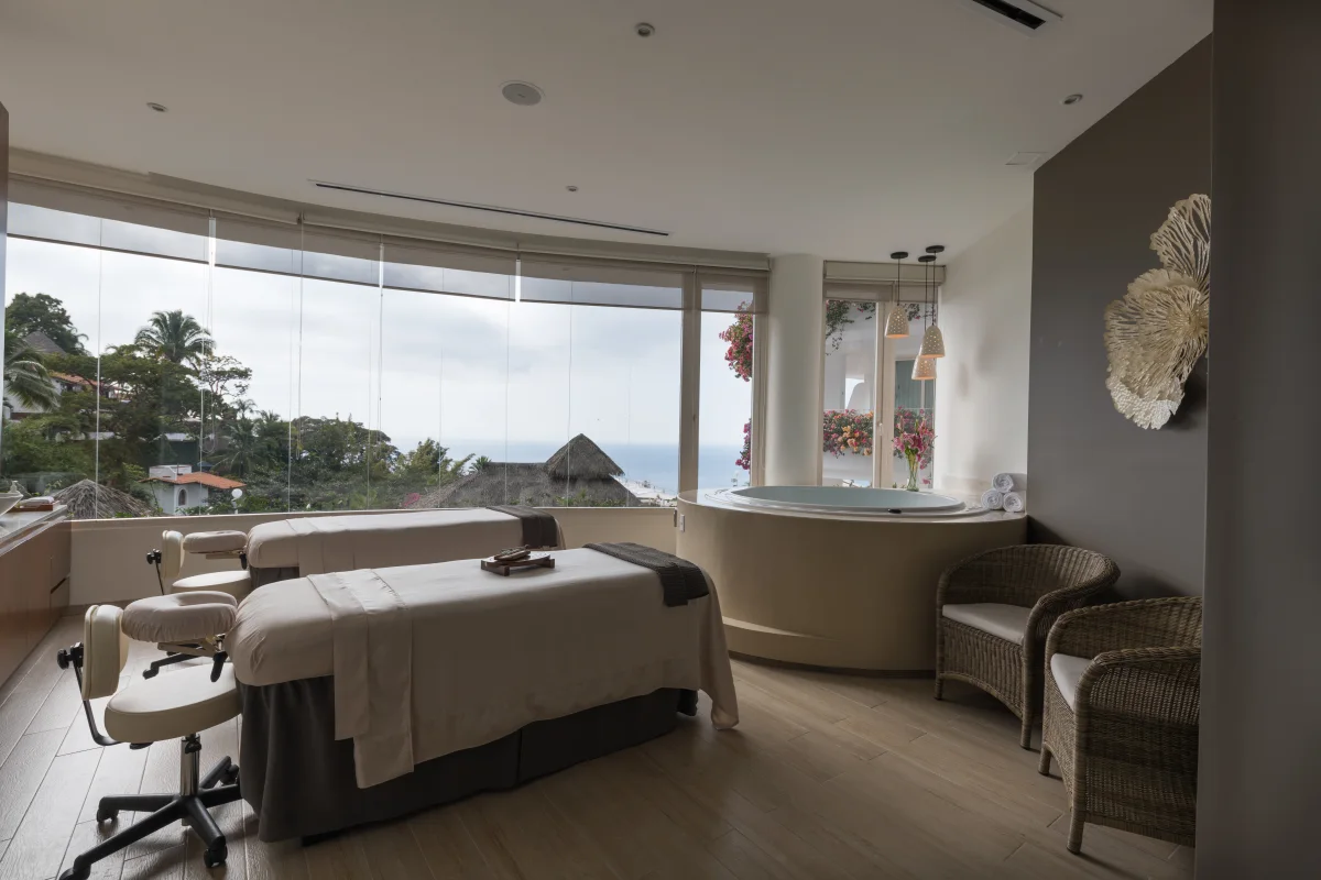 Grand Miramar Puerto Vallarta Master Suite 1 Bedroom Ocean View - Image 6